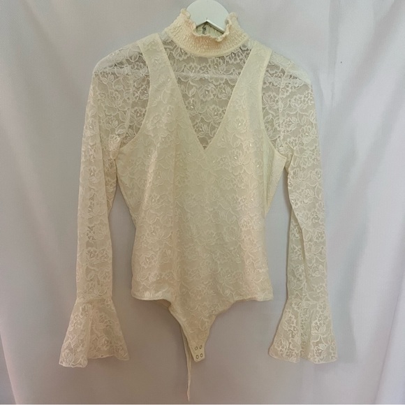 Intermix lace bodysuit - Picture 4 of 4